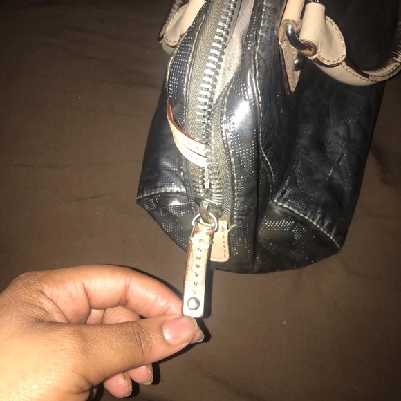 Out with the old I loved this purse - Picture 2 of 3